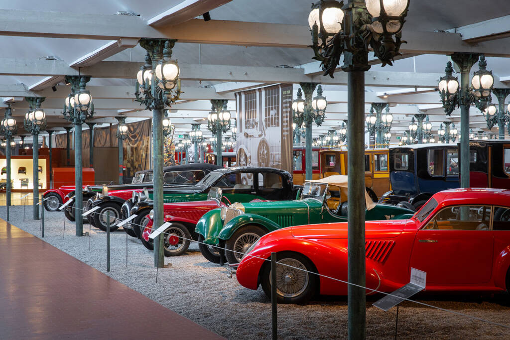  Musée National de l’Automobile - Collection Schlumpf : photo de voitures en exposition