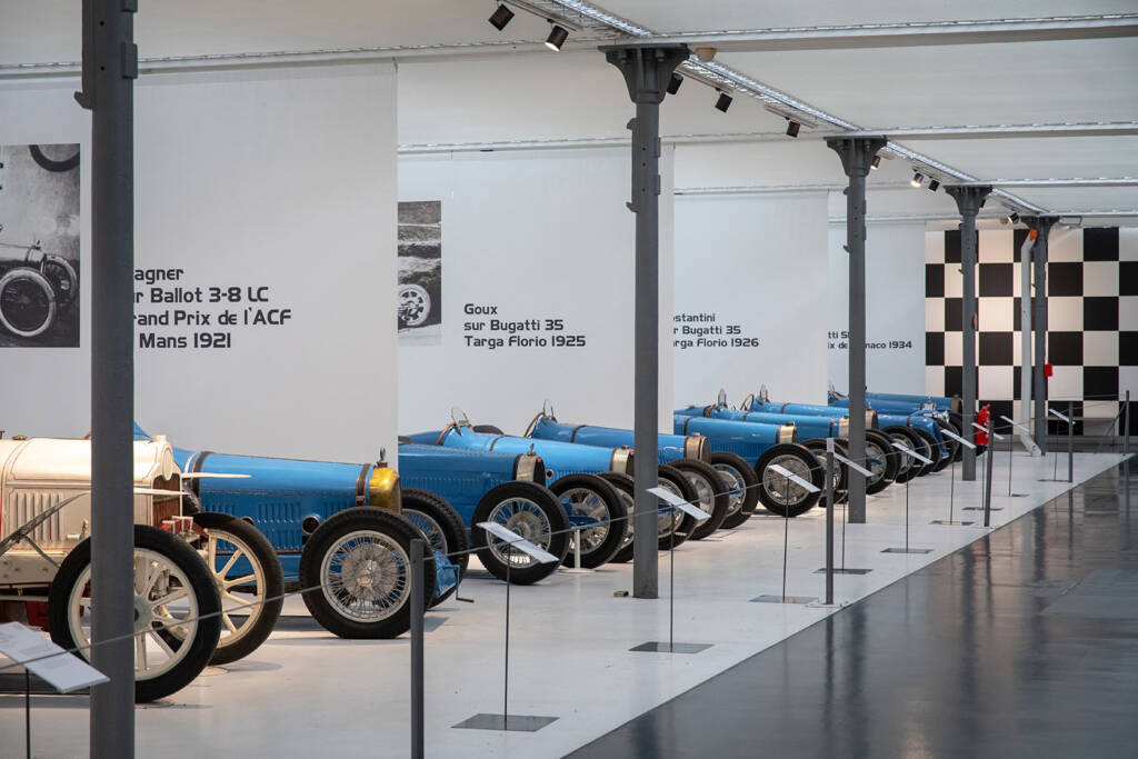  Musée National de l’Automobile - Collection Schlumpf : photo de voitures en exposition